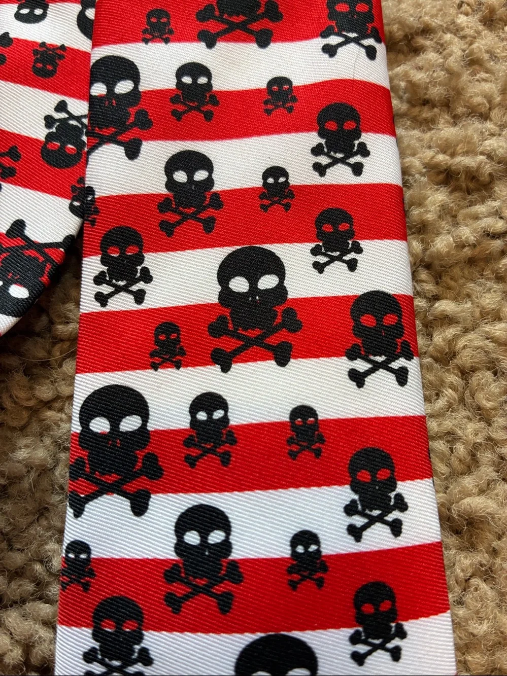 Skulls Red and White Skull Stripe Tie with Black Skulls